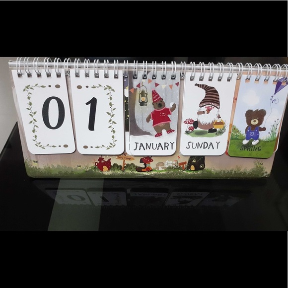 Beautiful Perpetual calendar with cute teddy images - can be used for any year - Picture 5 of 7